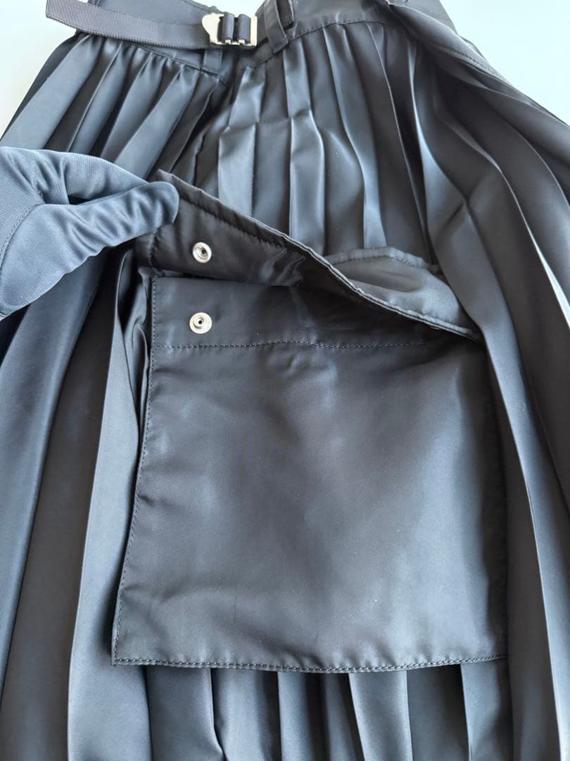 24aw 新品タグ付 sacai プリーツ　すかーと