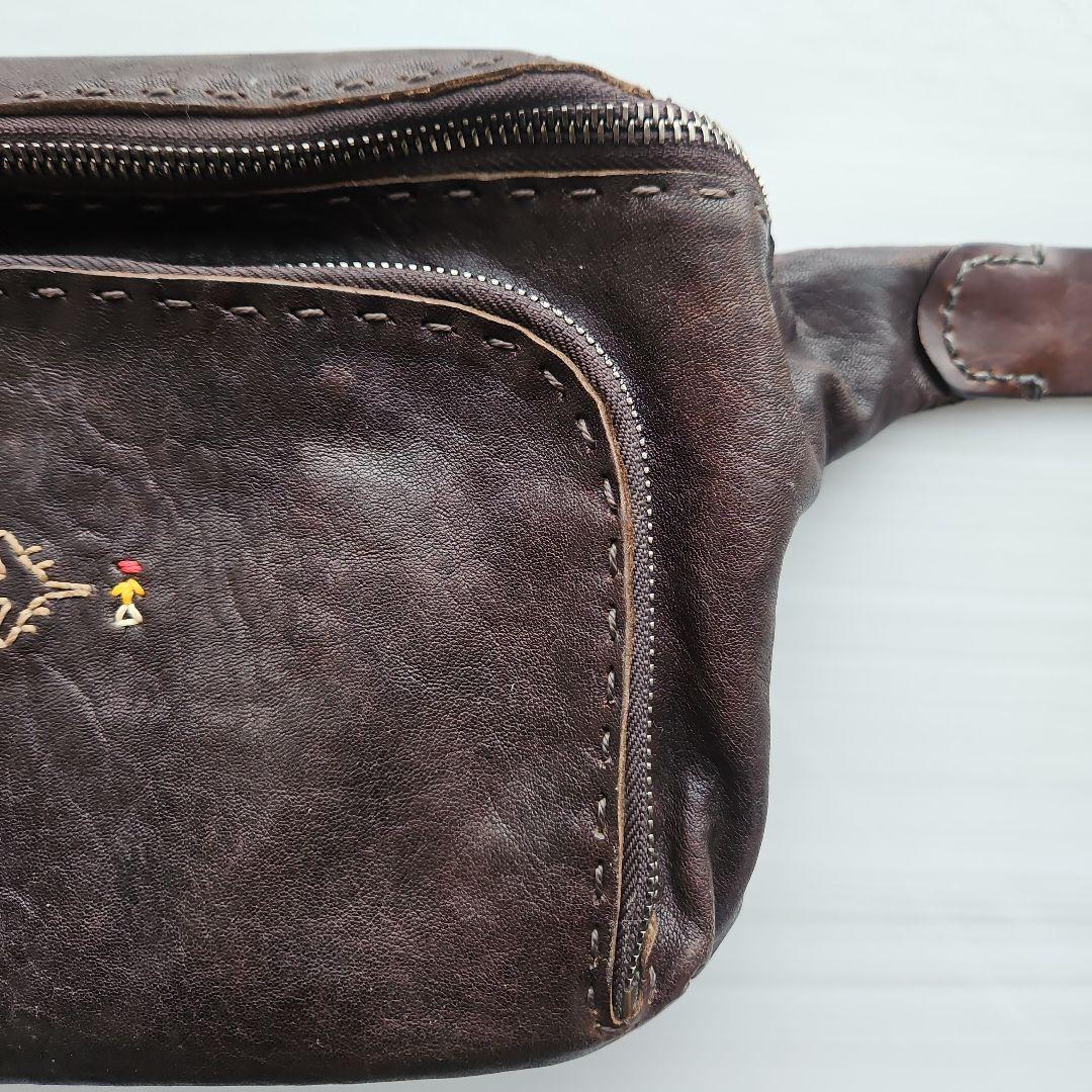 HENRY BEGUELIN エンリーベグリン オミノ刺繍 レザーウエストバッグ