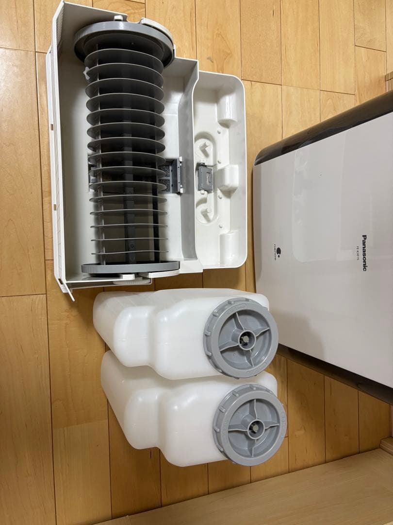 気化式加湿機Panasonic FE-KXF15-W(和室25畳、洋室42畳)