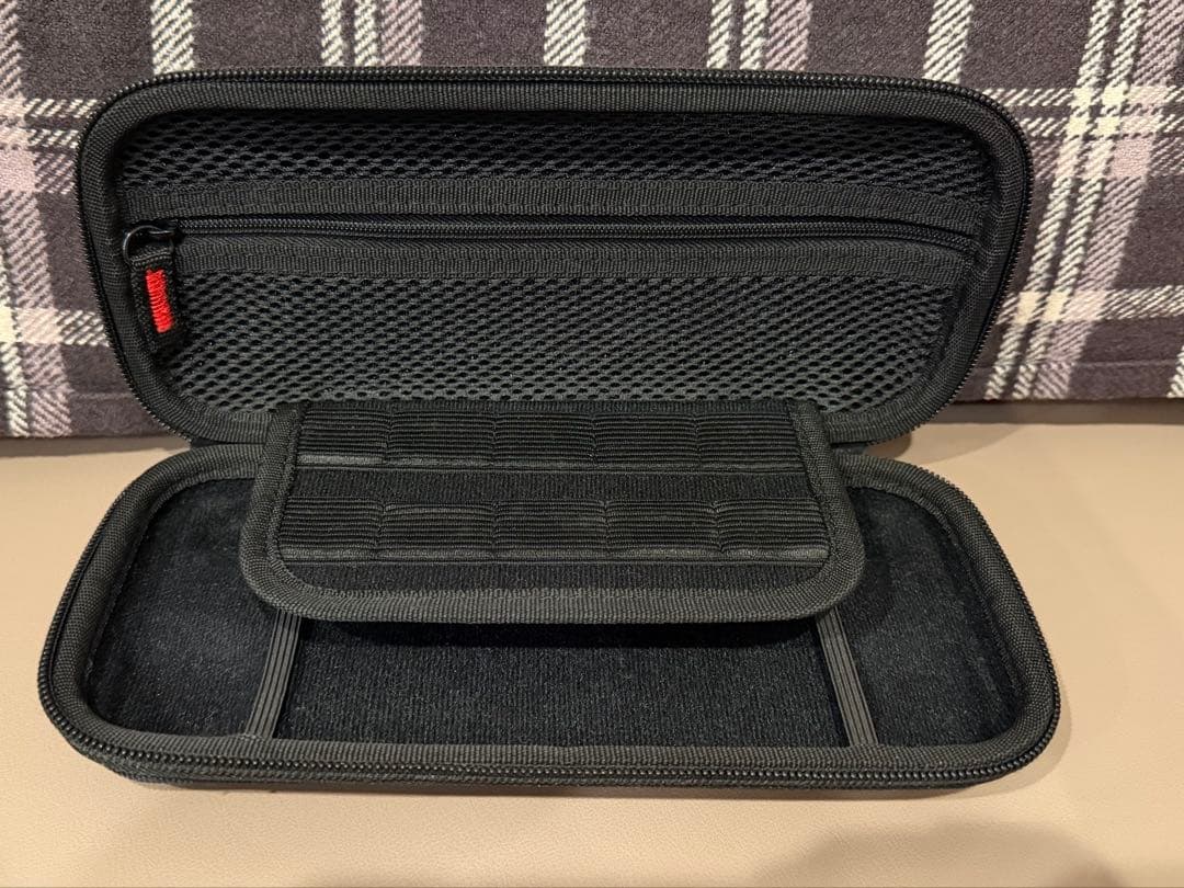 Nintendo　Switchライト　ターコイズ　本体　充電器　ケース