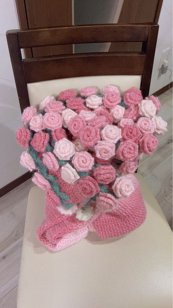 バラの花束ブランケット直径123cm，69本の大きな花ストール