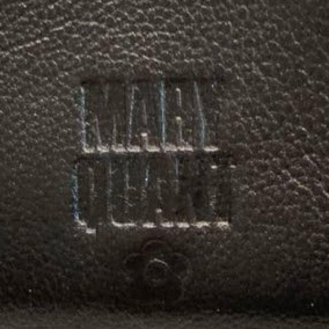 【美品】MARY QUANT キルトフォームデイジー ウォレット 黒