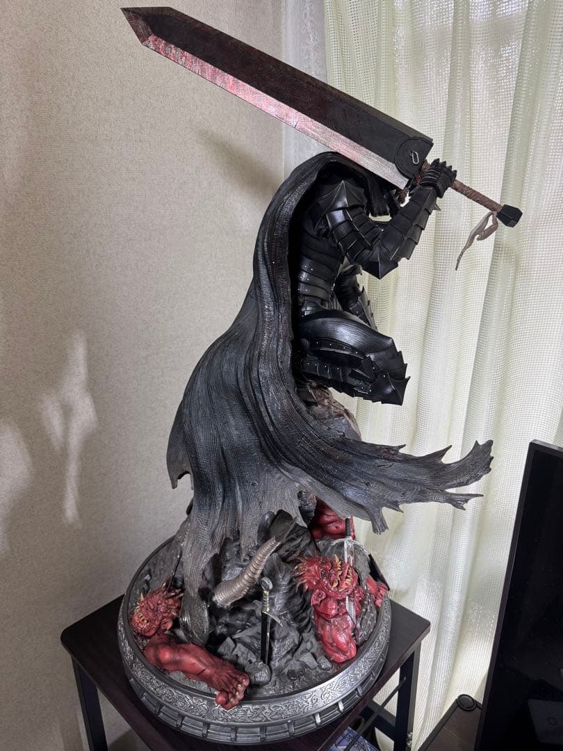 ガッツ(狂戦士の甲冑) スタチュー