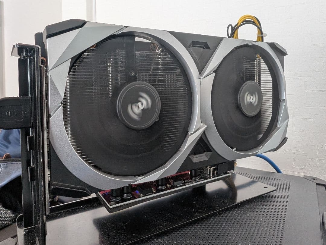 グラフィックボード・グラボ・ビデオカード MSI Radeon RX6600XT MECH 2X 8G OC
