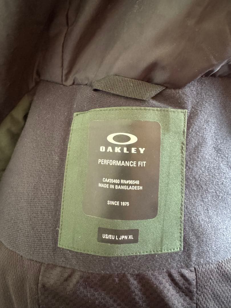OAKLEY フード付きスノーボードジャケット