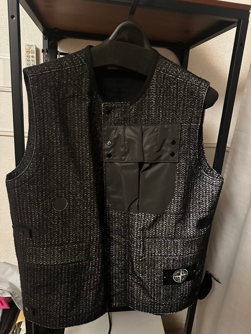 30分値下　新品 STONE  ウールベスト ブラックMサイズ