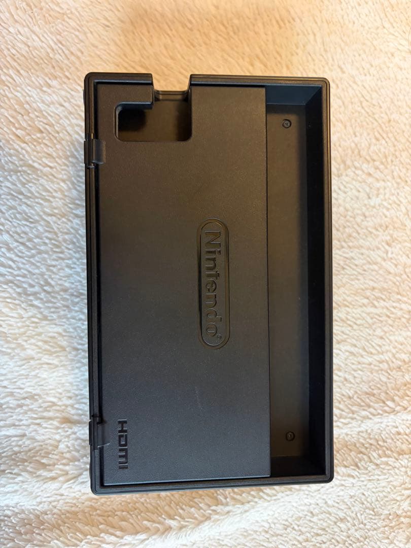 Nintendo Switch 本体 Joy-Con など付属品付き