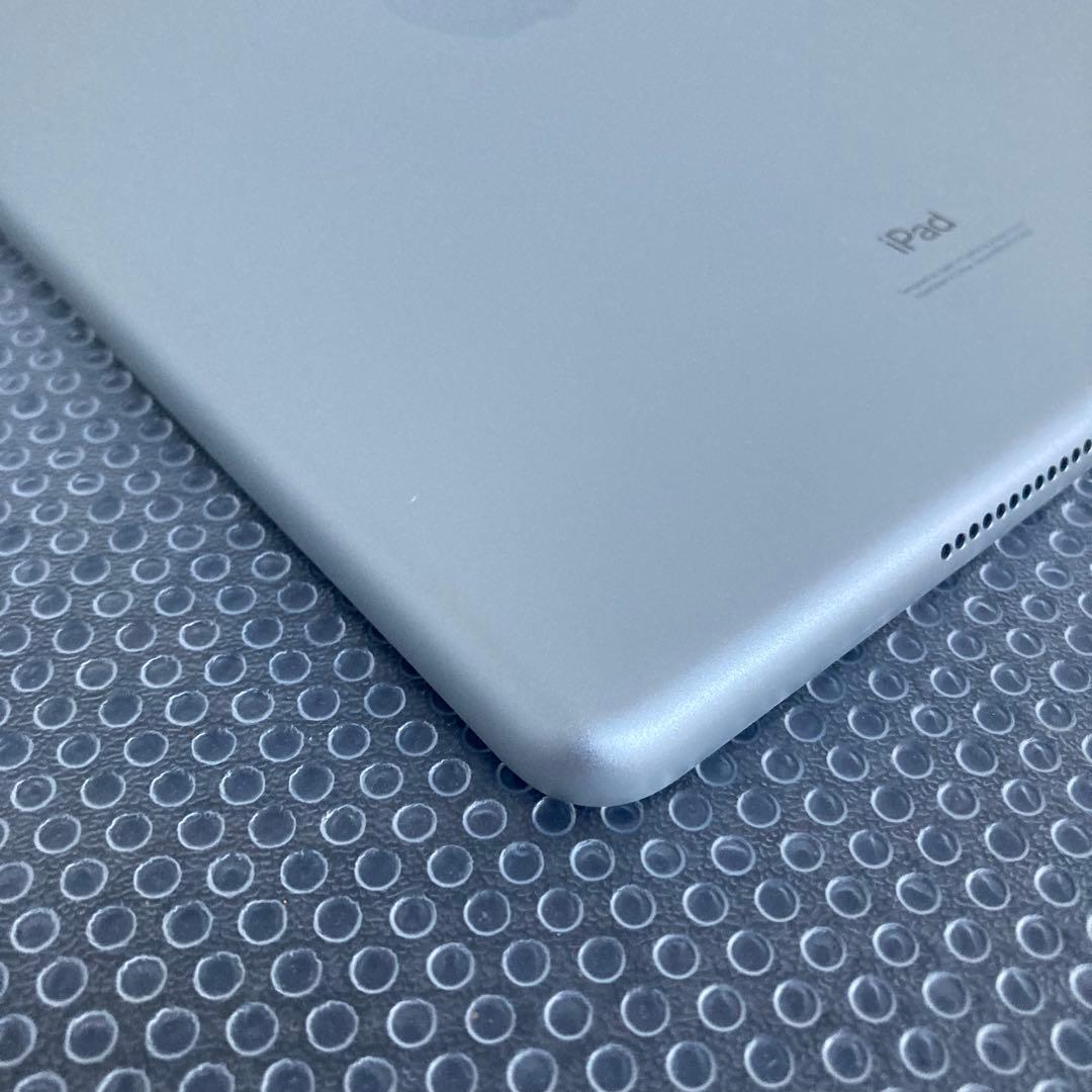 702【早い者勝ち】電池良好☆iPad8 第8世代 32GB WIFIモデル☆