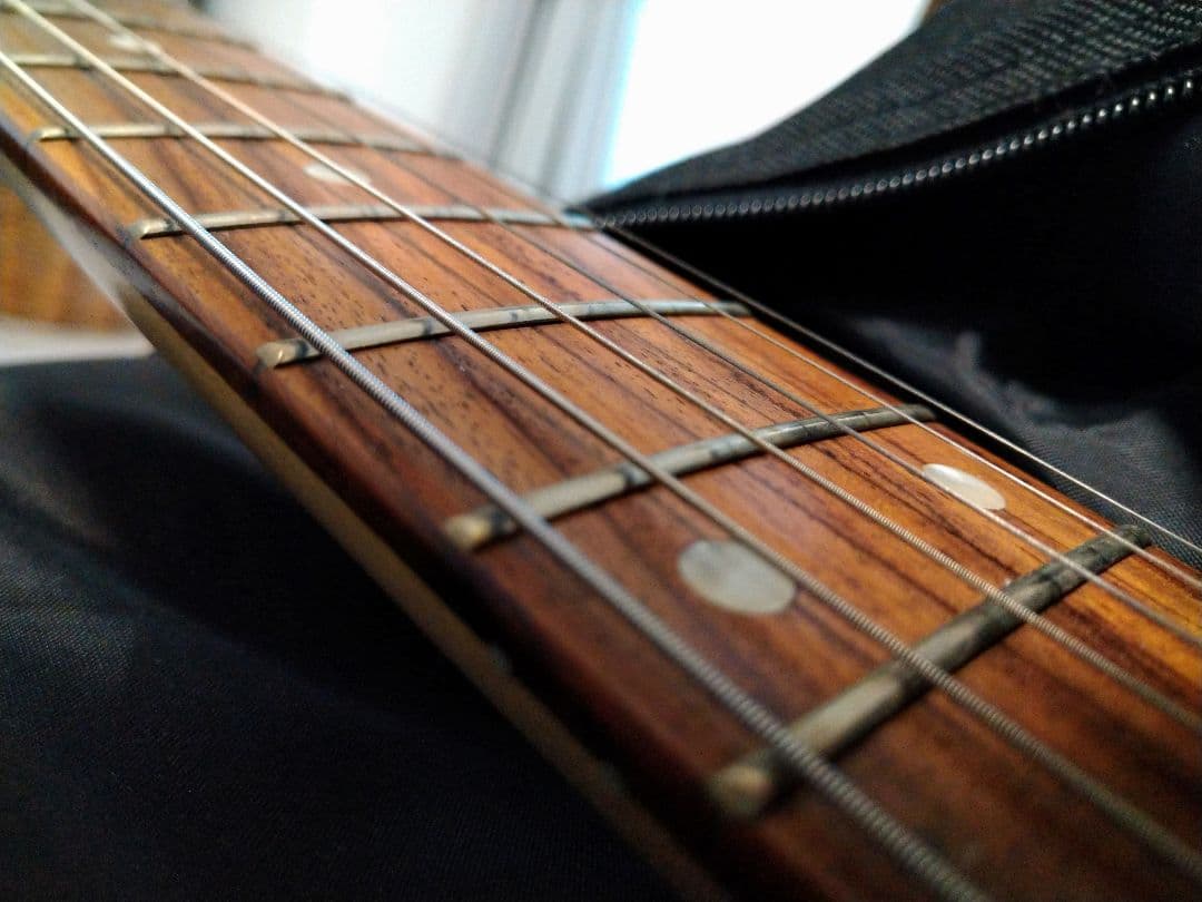 Squier by Fender strat Affinityエレキ用段ボール入
