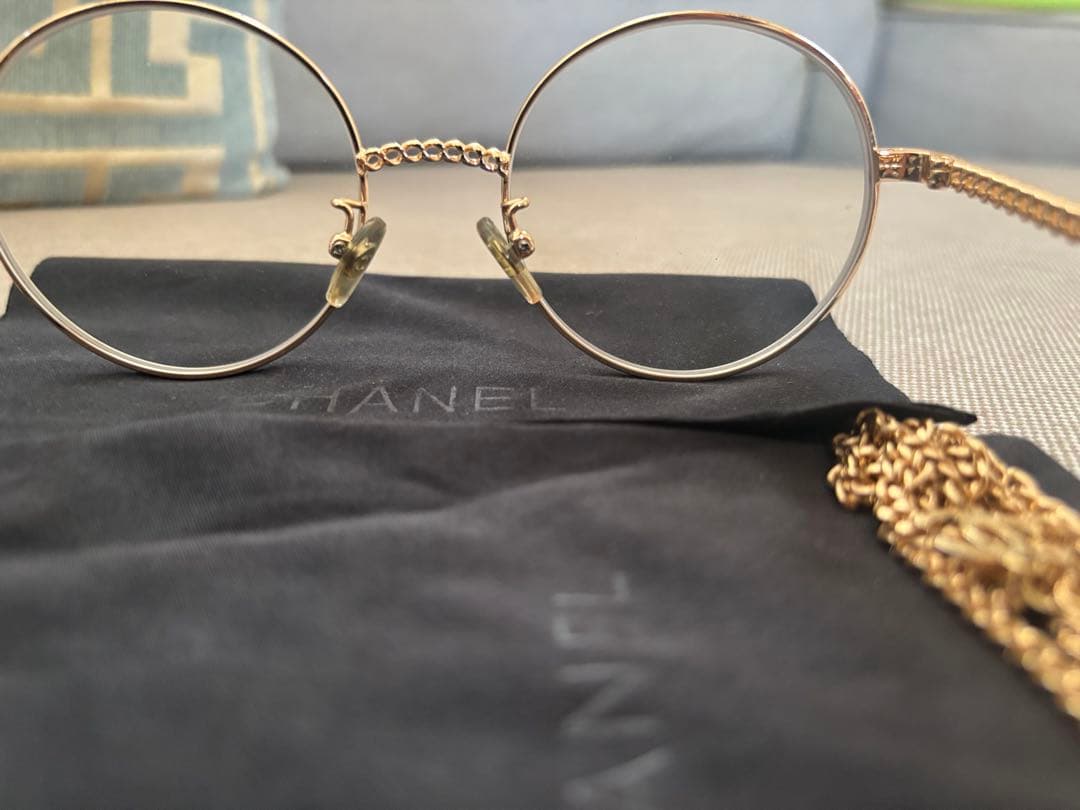 CHANEL 眼鏡用フレーム チェーンストラップ付新色ピンクゴールド