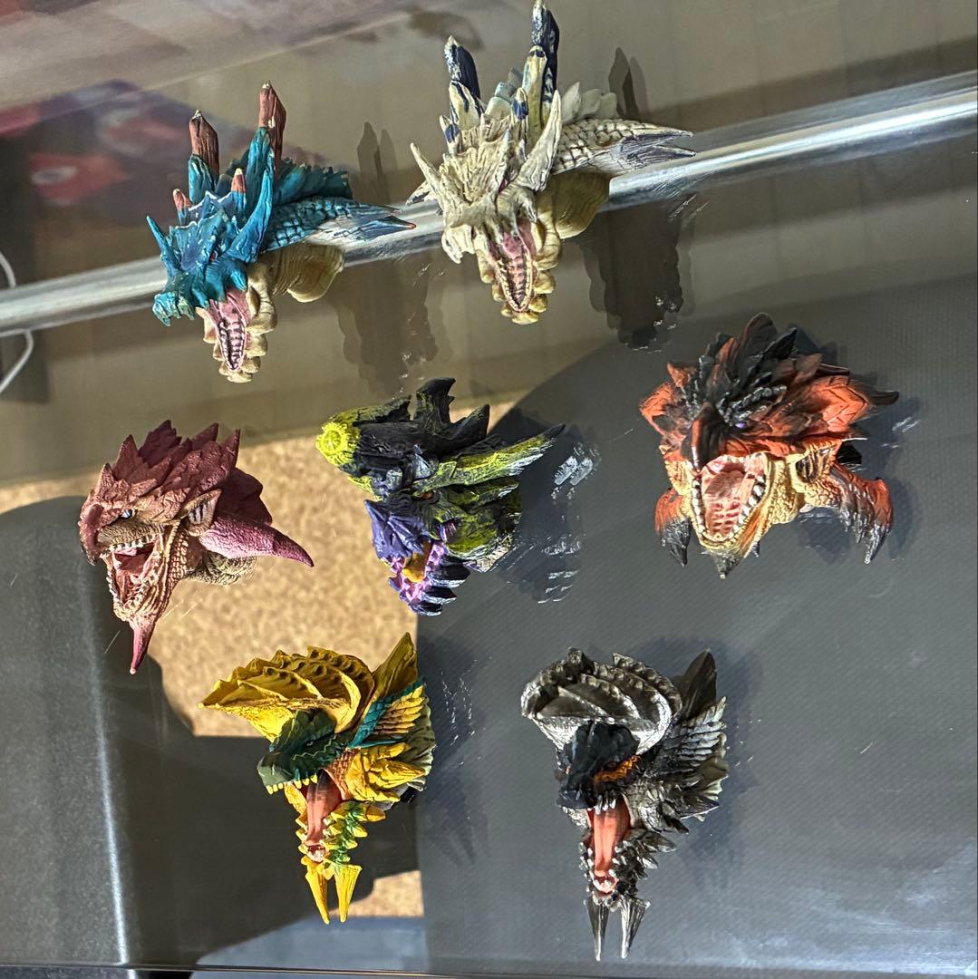 d*7様 【レア物】モンスターハンター ヘッドマグネットフィギュア7体セット