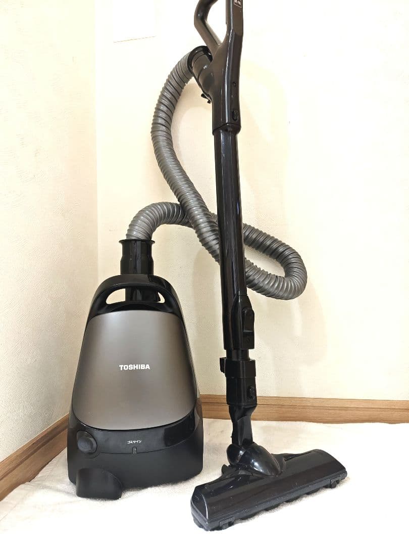 東芝紙パック式掃除機VC‐PM7A(H) なんと1年未満の品　エアーヘッド