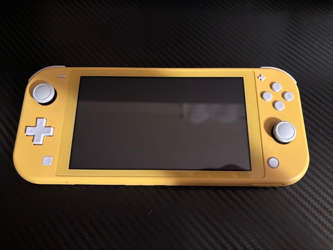 Nintendo Switch Lite イエロー 本体とケースと充電ケーブル