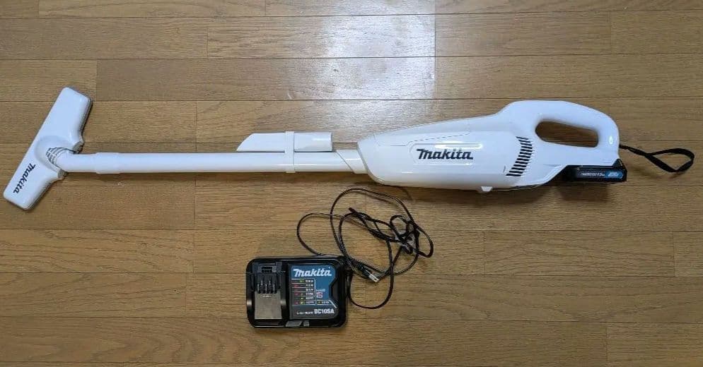 マキタ CL107FD 充電式クリーナー　バッテリー付き