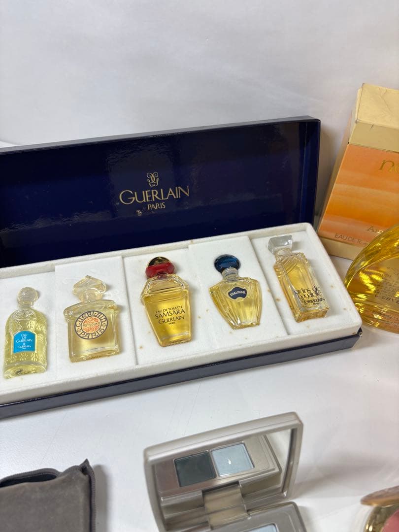 s*u様 シャネル Guerlain ミニ香水セットと香水まとめ売り