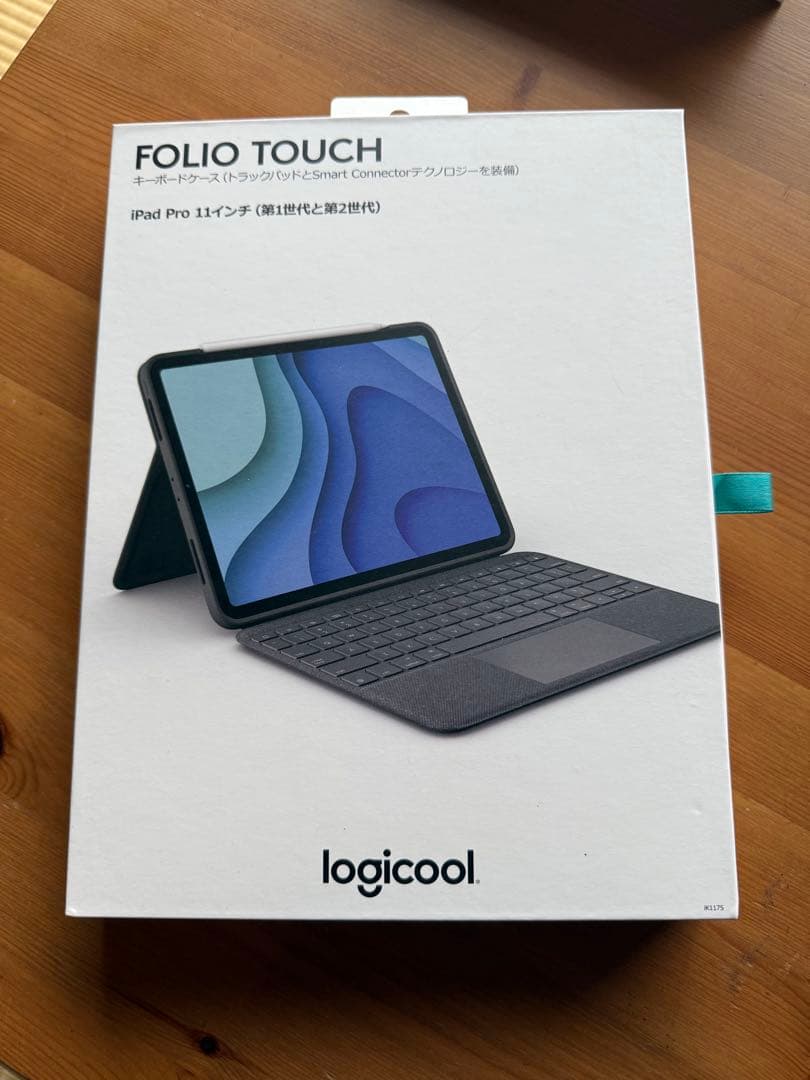 iPad Pro 11 256G Logicool Folio Touch付き