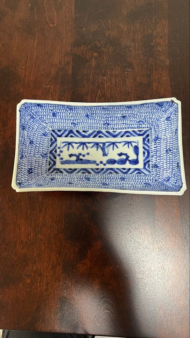 古伊万里（伊万里焼）の「染付長皿」と「色絵長皿」の2枚　骨董品