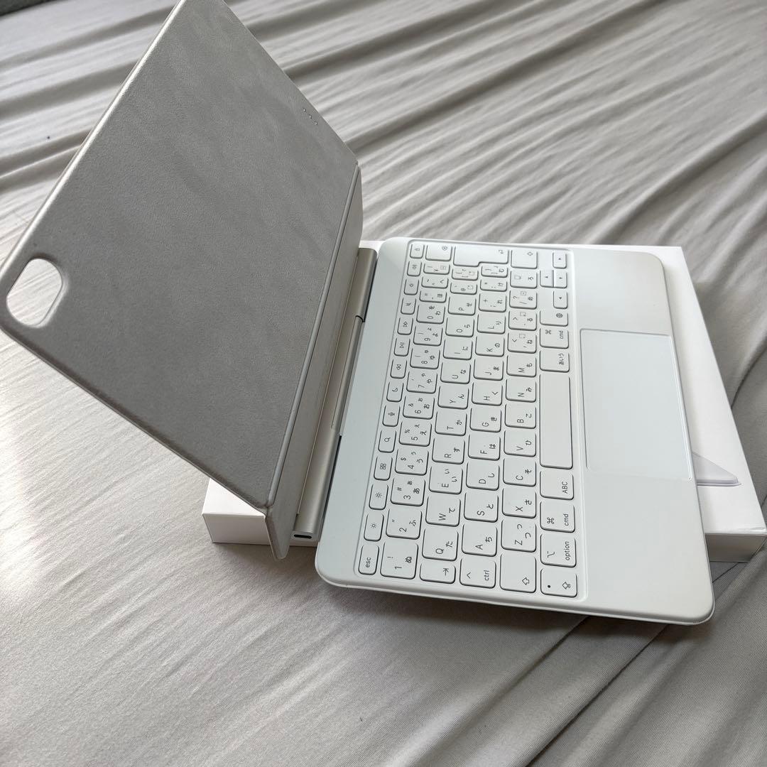 Apple Magic Keyboard iPad11インチ用 白