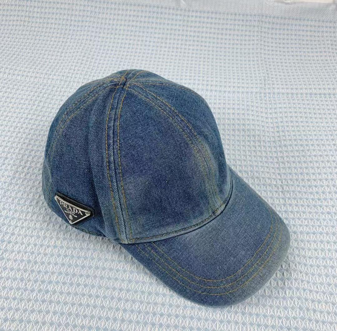 グレー ベースボールキャップ 刺繍ロゴ付き
