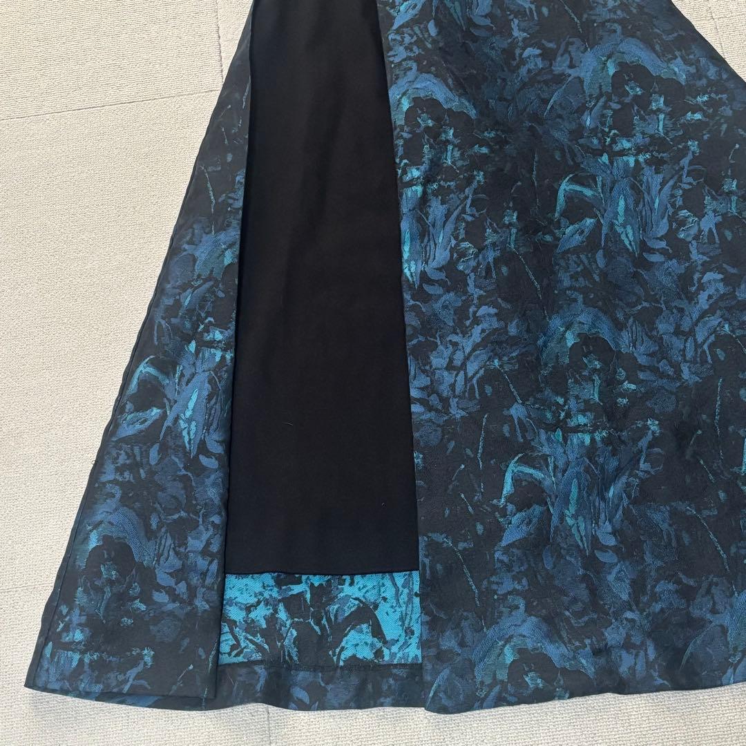 【美品】HARE ハレ　ガラキリカエフレアスカート　ネイビー　ブルー　ロング