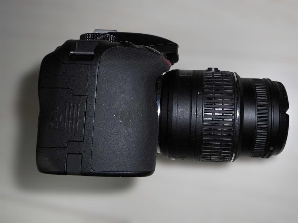 Nikon デジタル一眼レフカメラ D3300 18-55mm レンズ/電池付