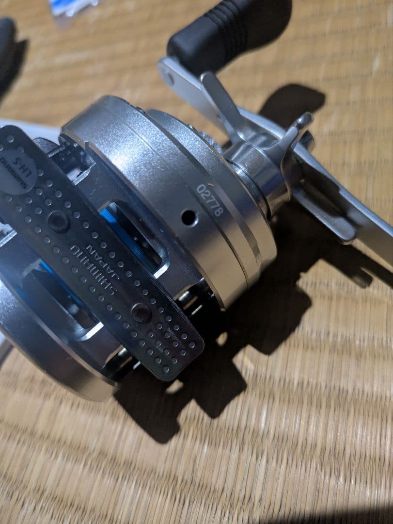リール SHIMANO OCEA CALCUTTA 200HG