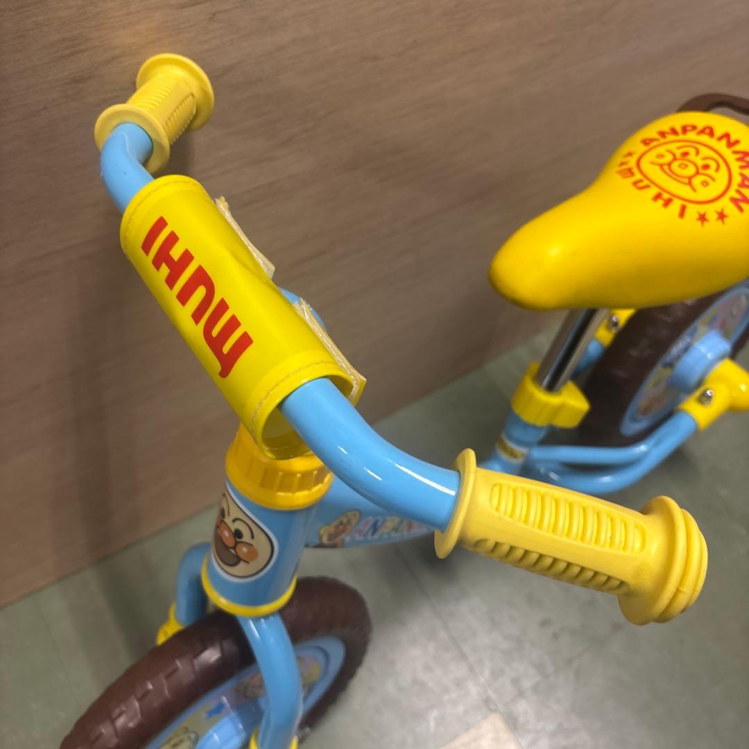 アンパンマン　ちゃりんくるトレーナー　水色　非売品