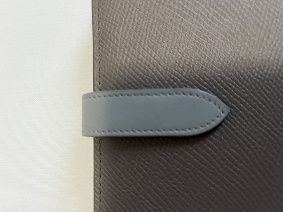 CELINE グレー 二つ折り財布