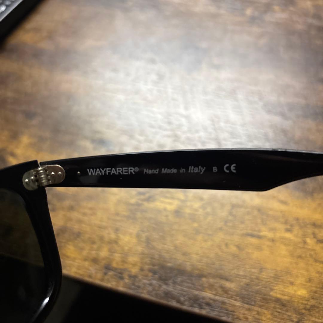 Ray-Ban Wayfarer RB 2140-F ブラック