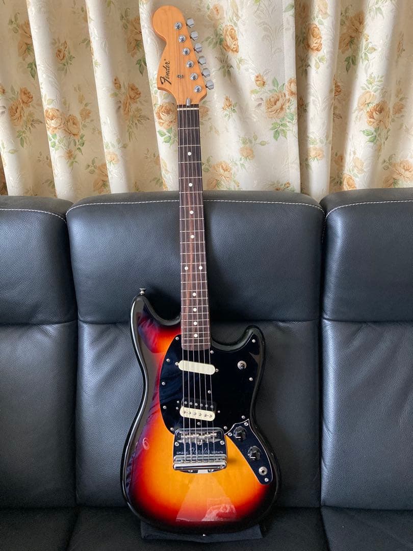【希少品】Fender Mustang Limited Reverse Head