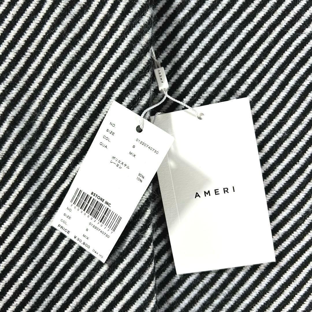 新品未使用タグ付き✨AMERI 2WAY ケープパフスリーブ コート　S 黒白