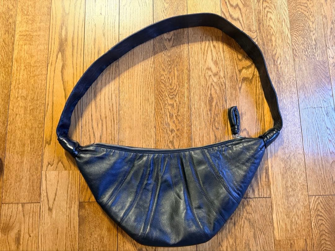新品 定価22.4万 LEMAIRE（ルメール） ミディアムクロワッサンバッグ