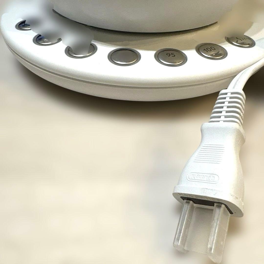 [未使用品]デロンギ 温度調節電気ケトル アイコナ1000ml白