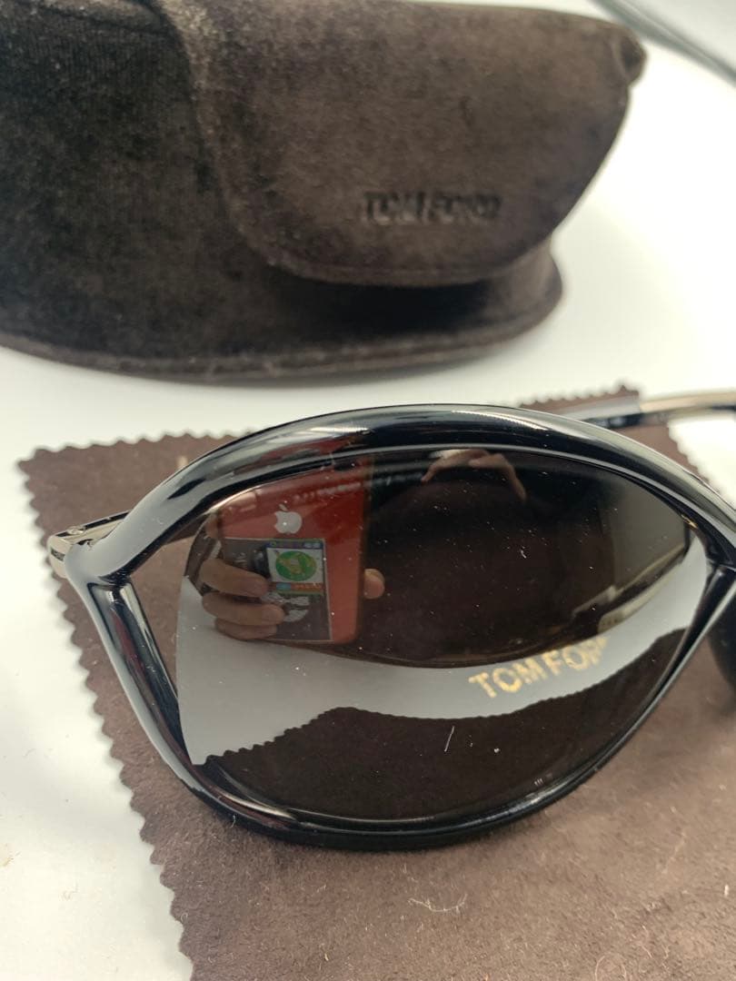 TomFordトムフォード Whitney TF9 ブラックサングラス