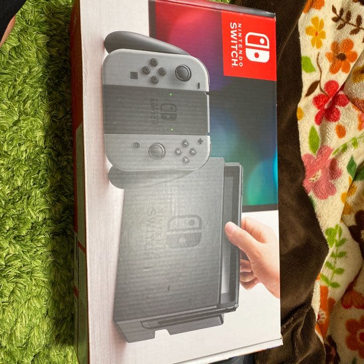 スイッチ　本体　コントローラー　付き