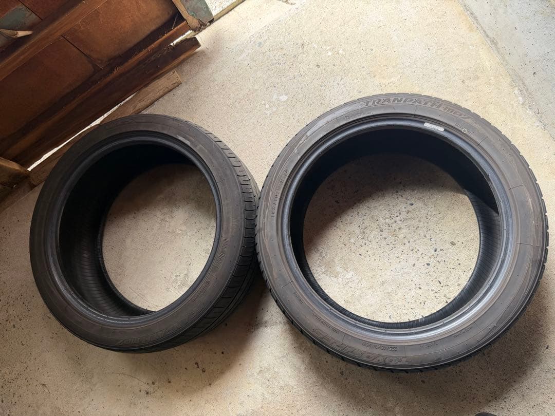 TOYO TIRES TRANPATH 225/45R18 2本②