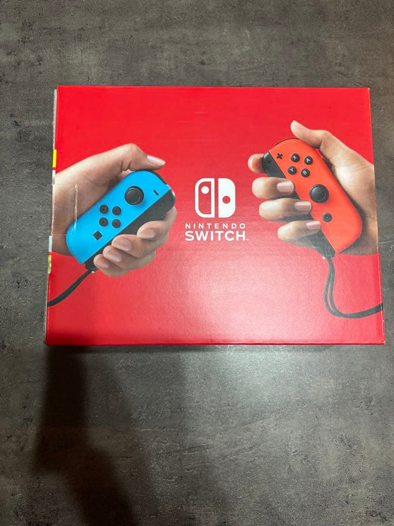 Nintendo Switch 本体 、カラフルJoy-Con3個付き
