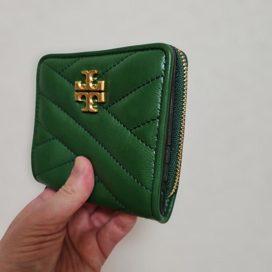 レイコマンさま専用 Tory Burchキラバイフォールド財布