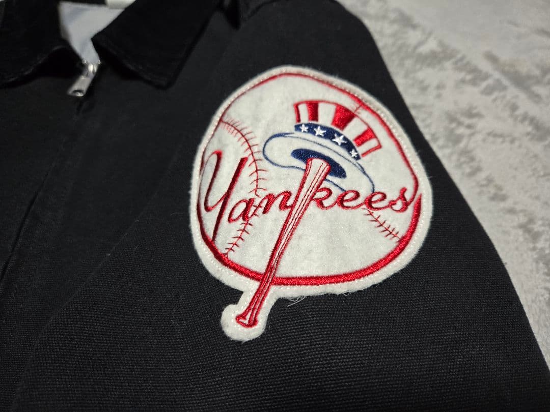 New York Yankees フェードダックジャケット　L