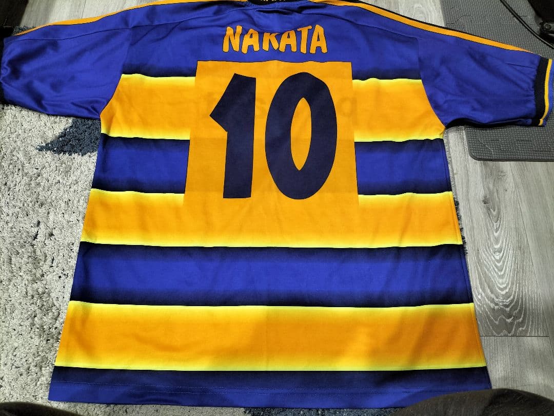 レア！？　01-02パルマ　中田英寿ユニフォーム　uefacupモデル　中古美品
