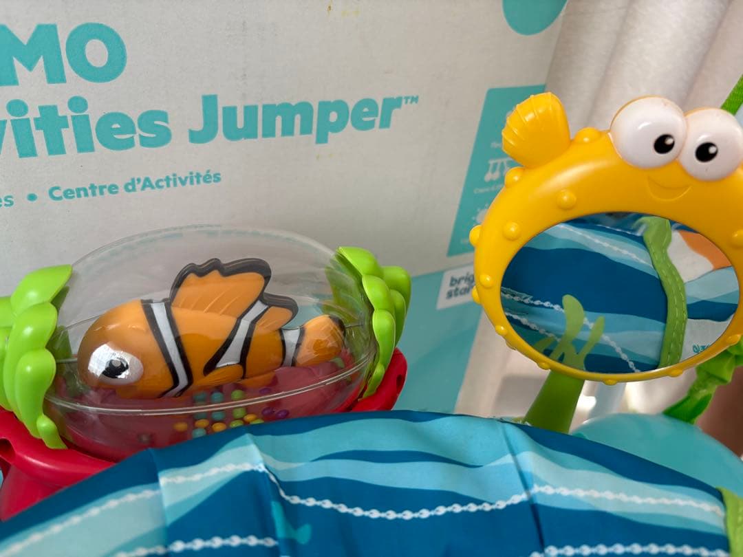 ファィンディングニモ　ジャンパー　ジャンパルー