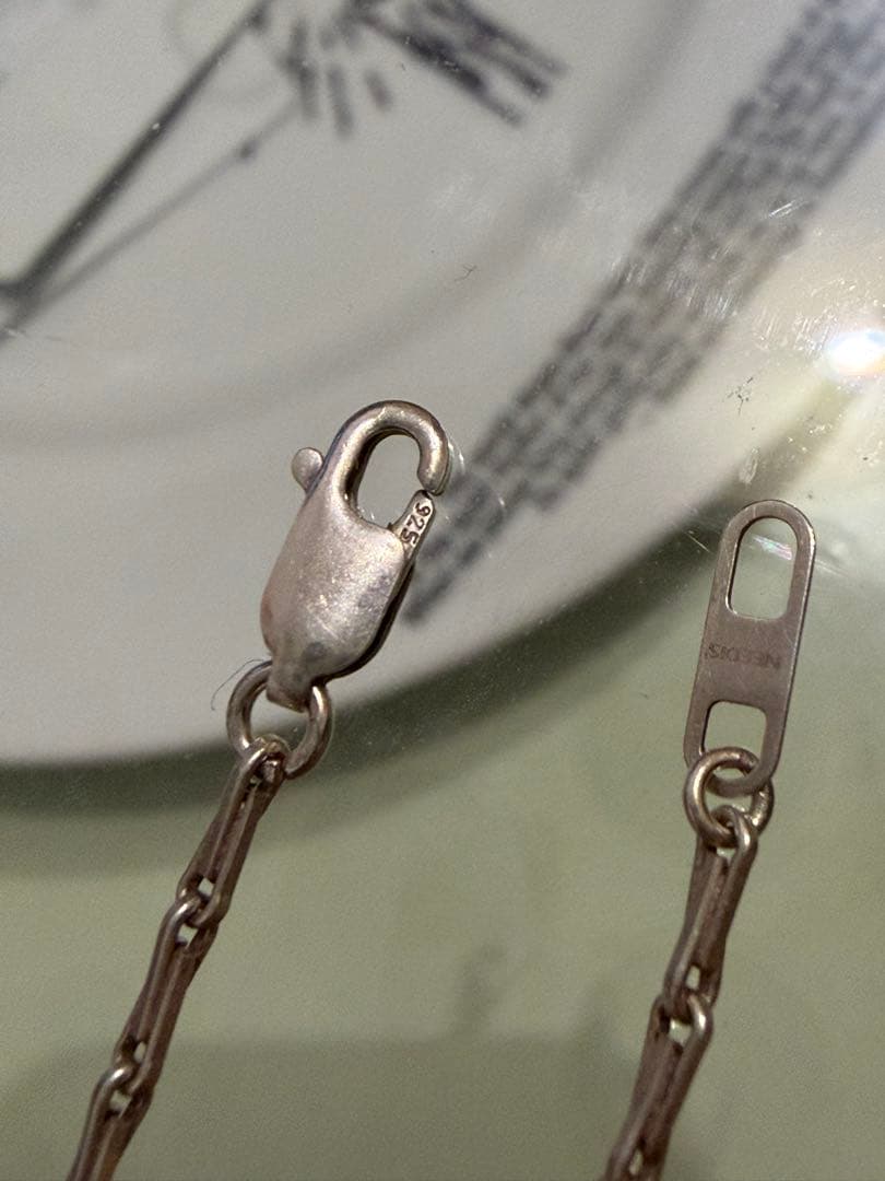 アクセサリー NEEDIS Triangle Frame Chain Necklace