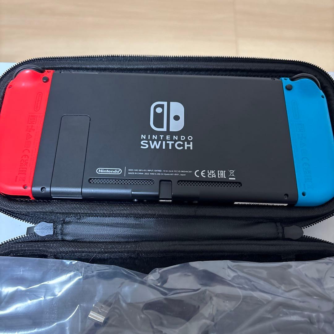 Nintendo Switch 強化バッテリーモデル 赤/青