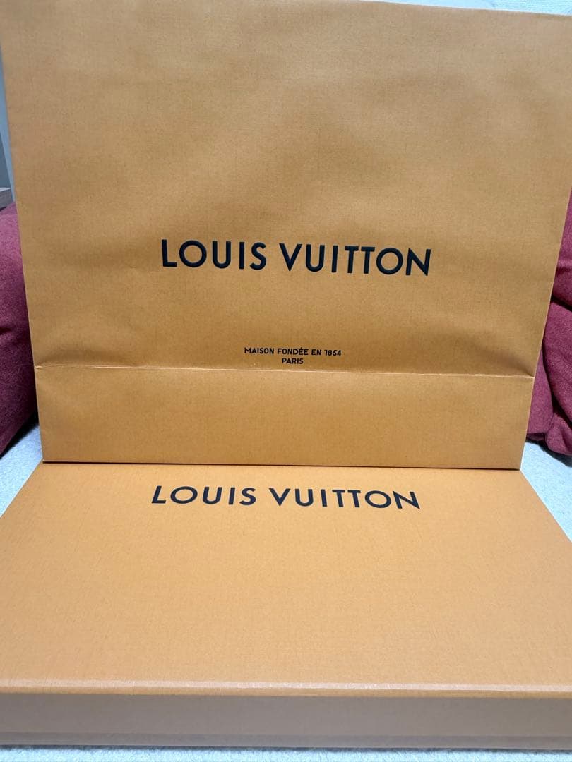 【美品】Louis Vuitton マフラー 箱付き