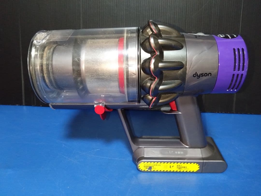 新生活はDysonで‼️ V10 SV-12サイクロン式 コードレスクリーナー③
