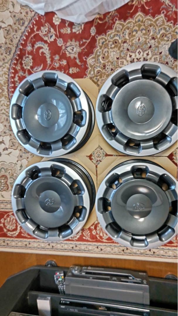 シエンタ15インチ スチールホイール ホイールキャップ4本セット