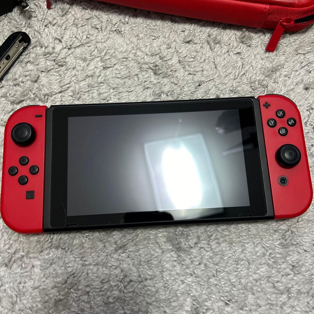 任天堂Switch 本体 箱なし　ソフトなし　マリオオデッセイエディション