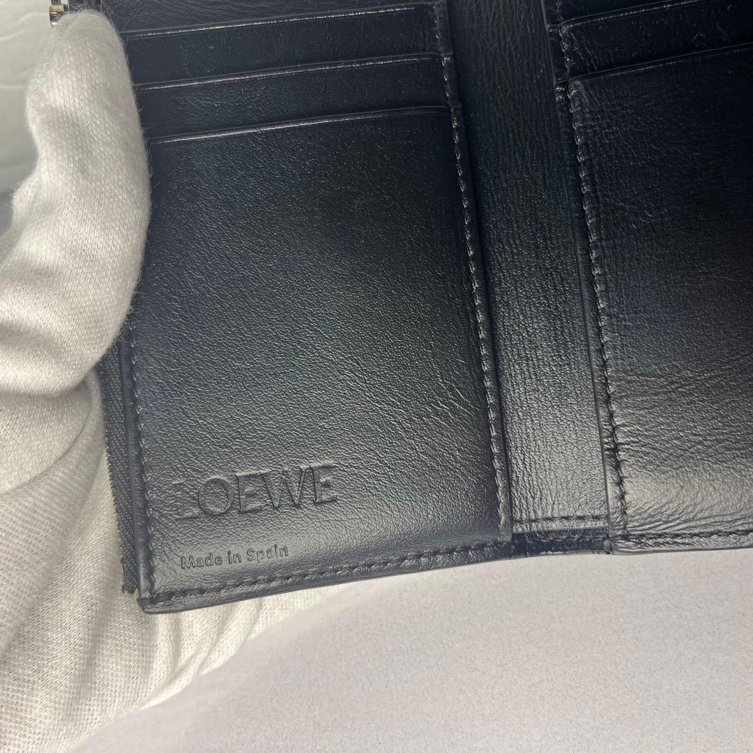 LOEWEロエベ 財布 アナグラム バーティカルウォレットスモール 三つ折り
