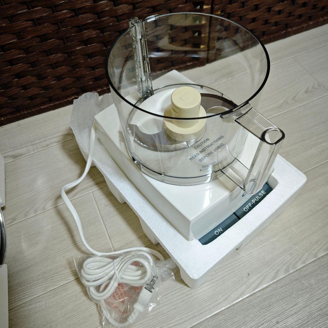【未使用】Cuisinart フードプロセッサー　DLC-8P2J クイジナート