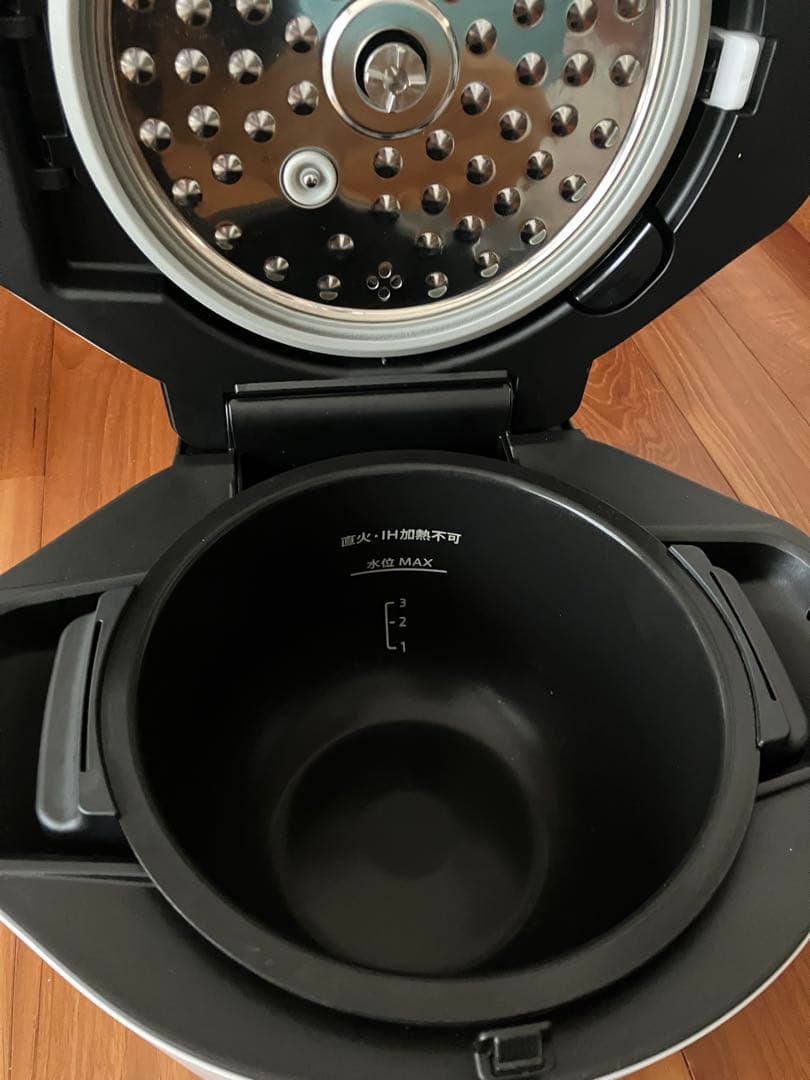 シャープ　ホットクック　KN-HW16G-W